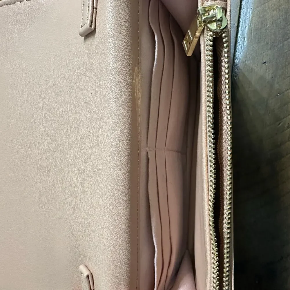 Bebe Los Angeles Blush Quilted Crossbody Chain Strap‎ Mini Bag